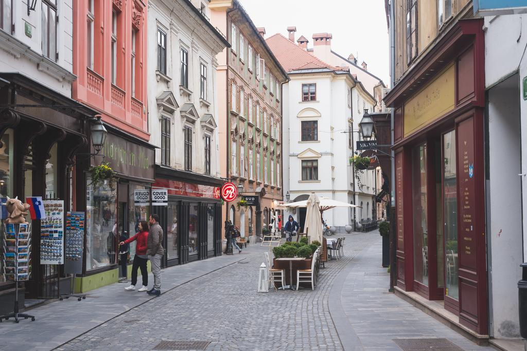 Sweet 16 Studio Ljubljana Ngoại thất bức ảnh