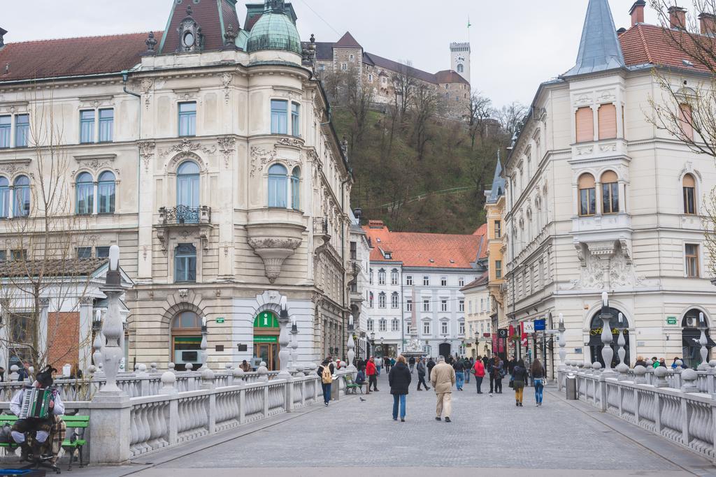 Sweet 16 Studio Ljubljana Ngoại thất bức ảnh